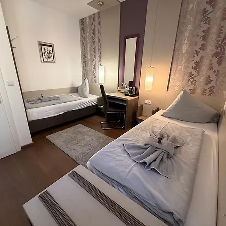 Amadea - Cityhotel Solnohrad