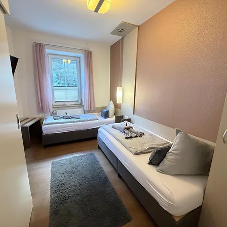 Hotel Amadea - Cityhotel Solnohrad