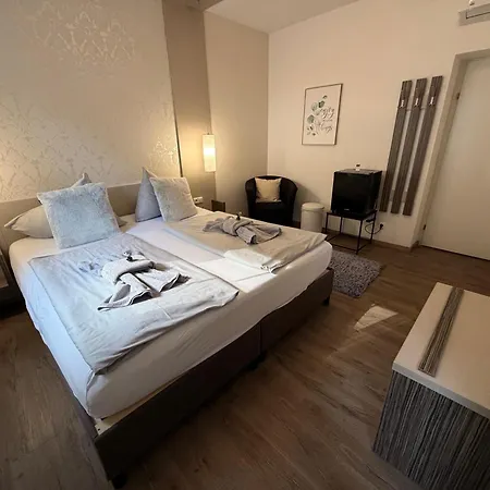 Amadea - Cityhotel 3* Solnohrad