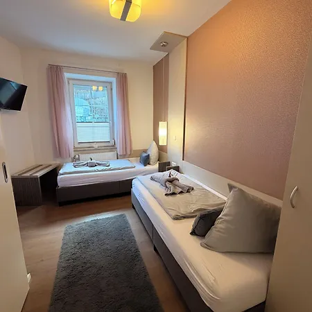 فندق Amadea - Cityhotel 3*