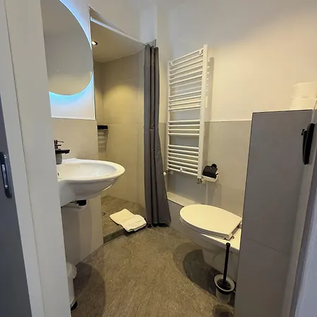 فندق Amadea - Cityhotel 3*