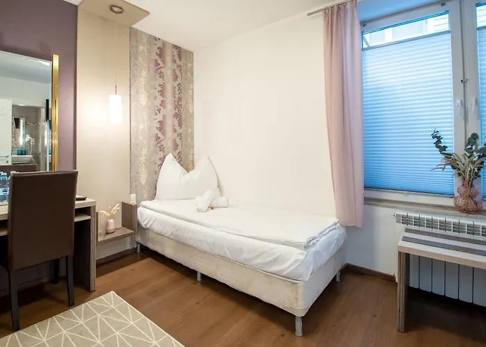 Amadea - Cityhotel 3* Solnohrad