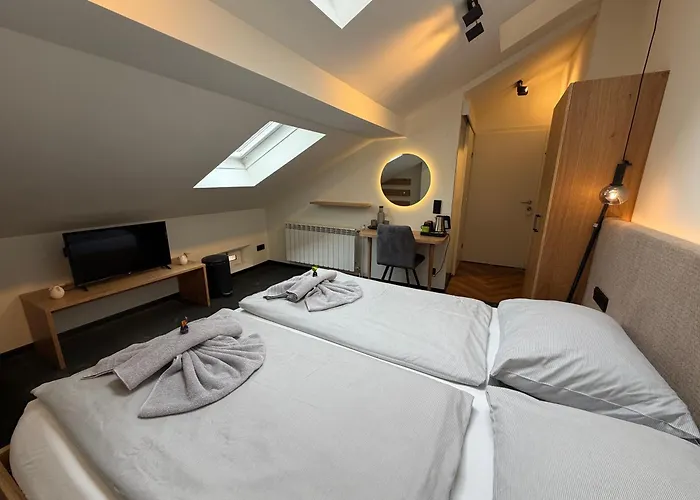 Amadea - Cityhotel ホテル