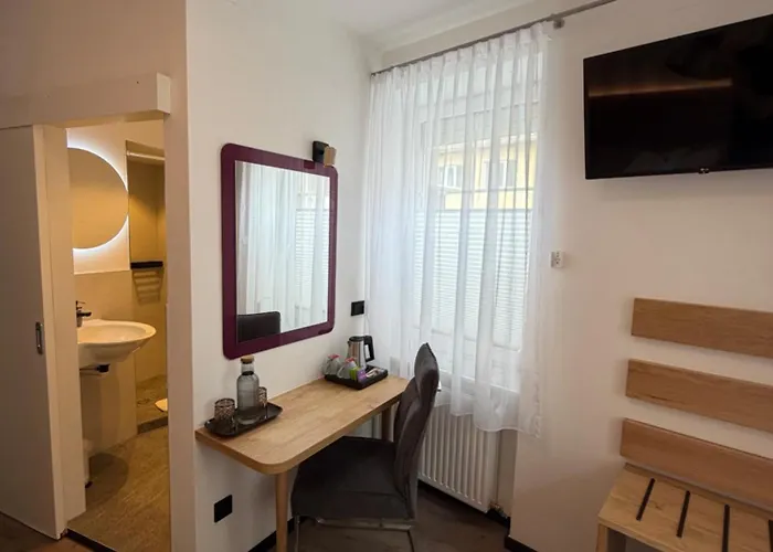 Amadea - Cityhotel ホテル 3*